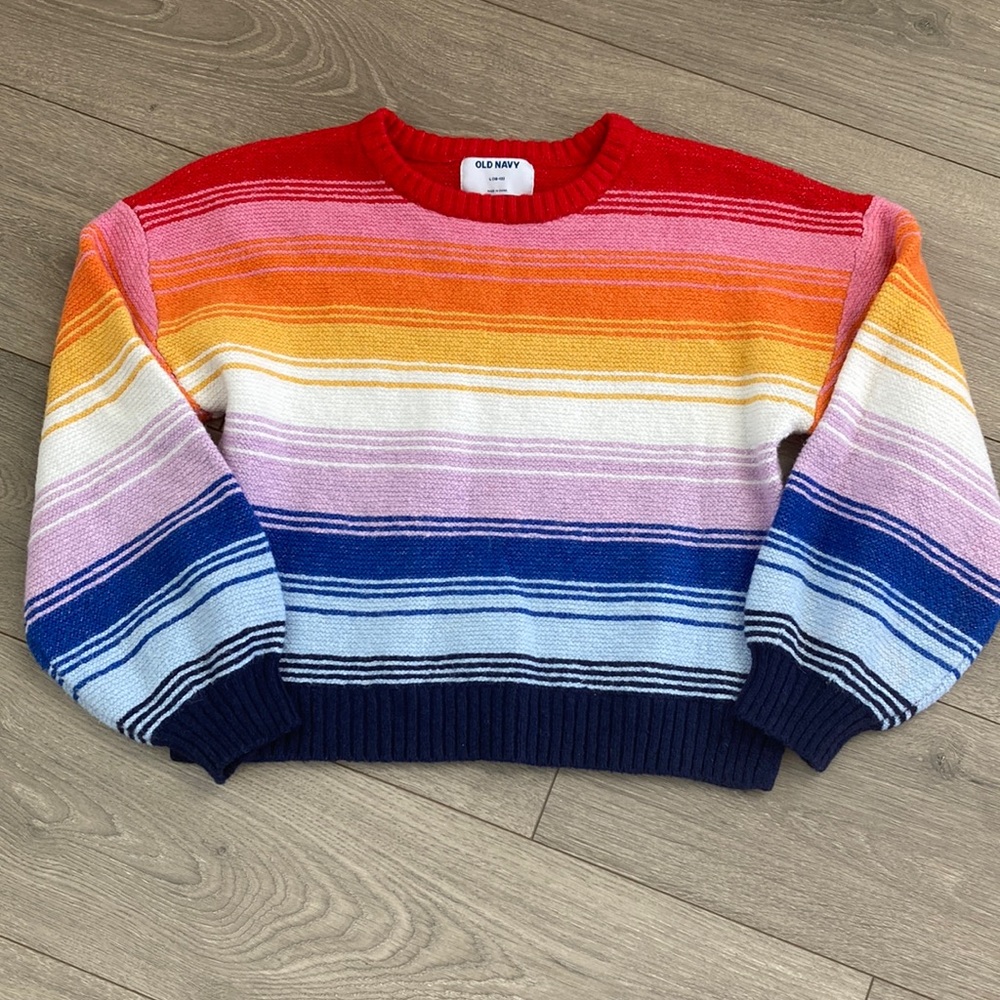 Old Navy girls sweater size L 10-12 limited time sale!!!